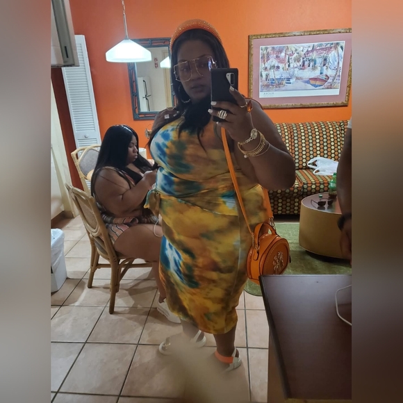 LIVE SHOWS!!! Please Like and Stare flyer - Picture 3 of 15